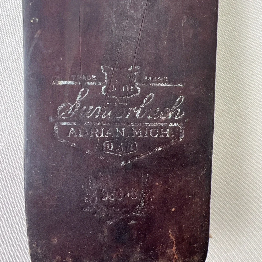 Vintage Sunasbach NonCompare Russian Shell Leather Canvas Straight Razor Strop